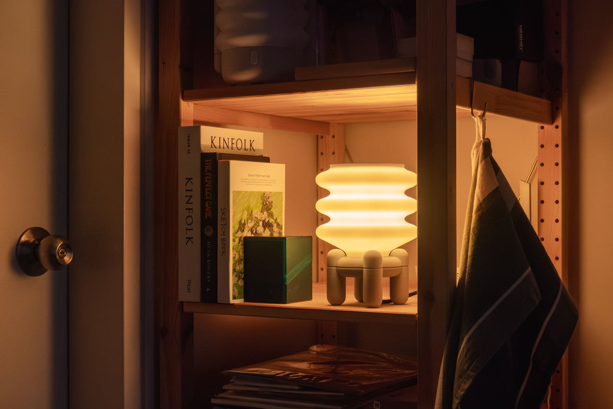 Yuhi Lamp