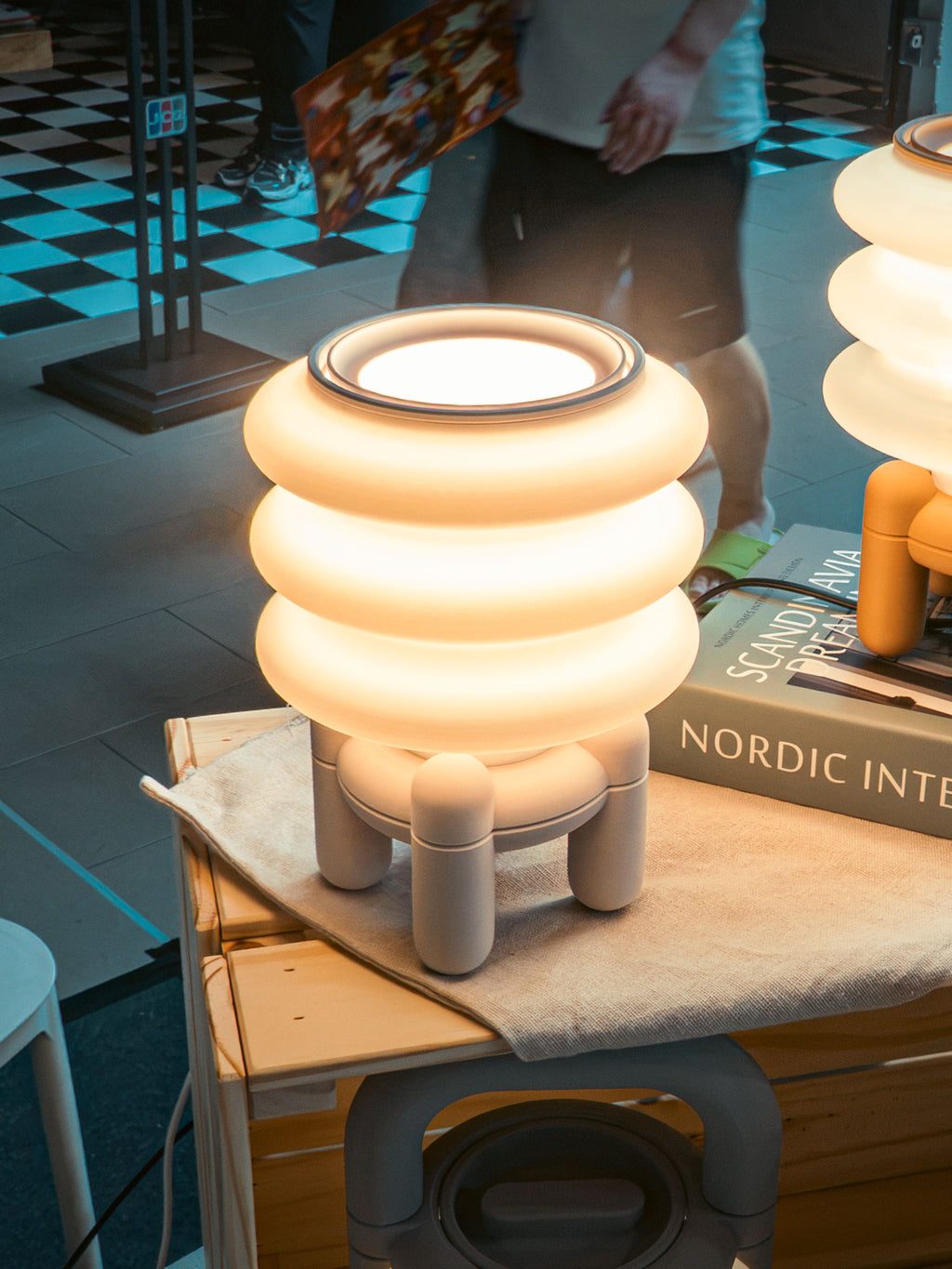 Yuhi Lamp